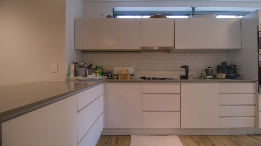 To Let 2 Bedroom Property for Rent in Fresnaye Western Cape